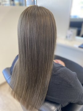 バンビ 大矢野店( Bambi) フィヨーレ『グレイマット』