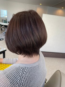 トゥットヘアー(Tutto hair) 大人かわいい丸みひし形くびれミニマルボブ☆ピンクバイオレット
