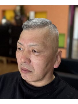 ピシャッとニ代目銀二郎 シンサイ刈り