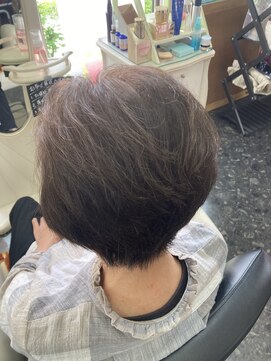 ドゥジェーム(Deuxieme) ショートヘア