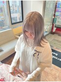 ホワイトシルバー×顔まわりレイヤー