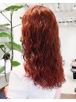ラレイ ハラジュク(Lalei harajuku)&nbsp;原宿アプリコットオレンジウェーブヘアスパイラルパーマ暖色系