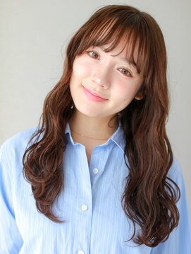 ヘアサロンガリカアオヤマ(hair salon Gallica aoyama) 肌映えショコラカラーのゆる波ロング