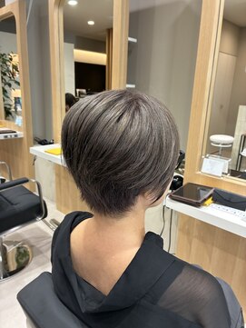 エンシーループユナイテッド(En:C-LOOP UNITED) モカグレージュ×ベリーショート