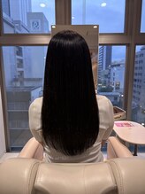 ルサロンニイマル(Le Salon 二○) ストレートロング