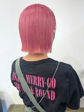 アーバン バイ シーン(URBAN by scene) 切りっぱなしボブ