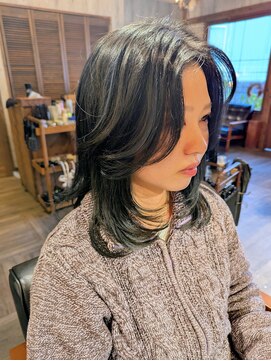 ヘアードレスビュー(hair dress V.I.E.W) バタフライカット♪