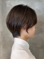 キリ 逗子(kiri)&nbsp;逗子葉山くびれショートボブ耳かけショートハンサムショートY342