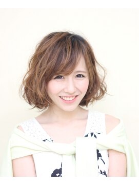 プラウド(proud) ボブ ふんわり ゆるふわ 前髪 ガーリー 甘め モテ