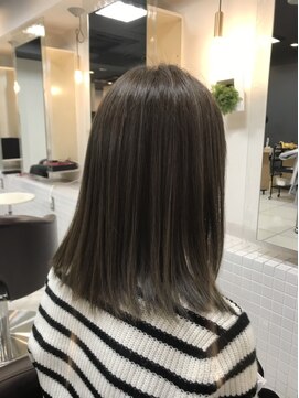 プランプラス 高槻阪急駅前(plan+) グレージュカラー