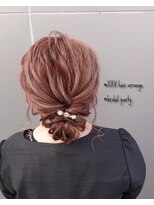 トゥエンティ ファイブ(TWENTY FIVE)&nbsp;お団子カジュアルアップ/名定