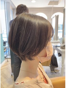 ロンド 銀座(Lond) 【Lond 春日美月】透明感たっぷり地毛風カラー×ショートヘア