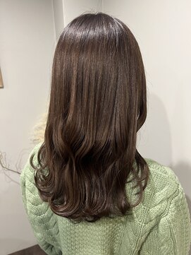 ウィーク 梅田(UiiC) ツヤ髪スタイル▲ニュアンスベージュ　uiic umeda 中沢恵理