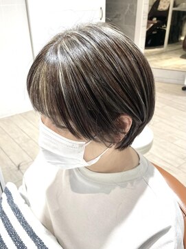 アルクバイネオリーブ 荻窪店(arc by neolive) 極細ハイライト×ナチュラルショート