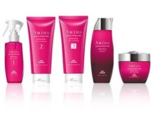 年齢に伴うエイジングケアのお悩みに着目した【Aujua５STEPトリートメント】
