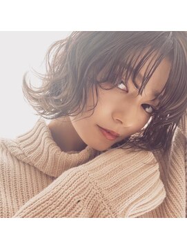モアナ バイ ラナ 甚目寺店(MoanA BY LANA) 韓国風/透明感カラー/オリーブアッシュ/ぱっつん前髪/小顔カット