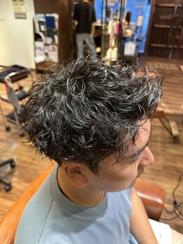 ランソキングス 北千住(RUNSO Kings)の写真/ヘッドスパは疲れを取るだけじゃない！頭皮のコリをほぐし、【癒し】と【改善】を同時アプローチします！