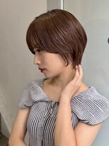 クロト(Clotho) 耳にかけても可愛い◎王道丸みショート×暖色カラー