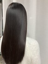 ロア(Roa)&nbsp;ダメージ最小限縮毛矯正