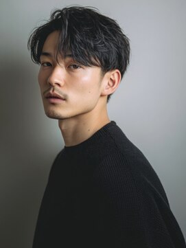 センターパート 眉毛カット ニュアンスパーマ 束感 ビジネスヘア