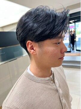 ピークアブー ワン(PEEK-A-BOO ONE) センターパートメンズショート毛流れセンターパート