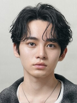 レタッチバイフィフス(RETOUCH by fifth) 原宿ルーズパーマセンターパートツーブロックメンズパーマ