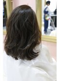 切りっぱなしボブにデジタルパーマ ワンカールアッシュ