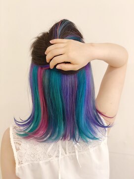 ヘアスペース リズム グリーン(Hair space Rizm green) インナーカラー