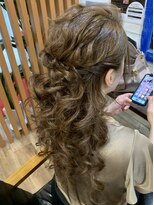 ララ(RARA) ハーフアップ編み込み