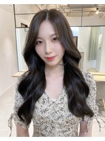 アイヴィー(IVY)&nbsp;韓国風ウェーブヘア【田部井達朗】