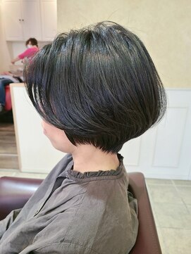 セントロバイゼクト(centro by zect) 大人ショートボブ