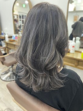 アーシェ 横浜店(A'SHE) ［A'SHE］アディクシー　グレージュ　レイヤースタイル