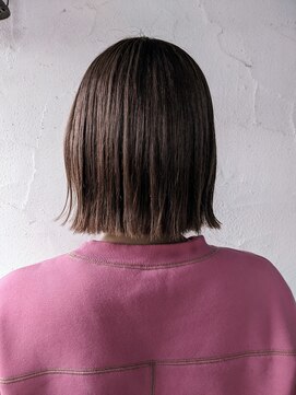 ロカ(Loca) パツッとボブ