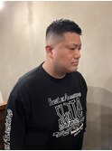 スキンフェード×アップバングショート