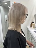 blonde hair