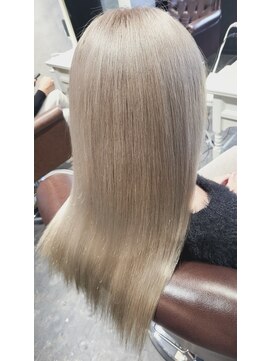 ナイン(N INE.) ホワイトカラー☆