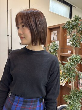 シンエノム(Shin enom) ぱつボブ/ボブヘア/アッシュベージュ