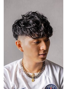 ハングアウト(Hangout) スペインカール/メンズパーマ/フェードカット/マレットヘア