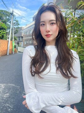 オーウェル 銀座(Owelle) 銀座　cheri 透明感グレージュ×レイヤーカット