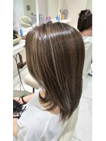 アッシュ 二俣川南口店(Ash)&nbsp;脱白髪染めハイライト/サイド~顔周り/グレージュ