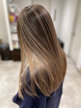 アヴァンス 京橋店(AVANCE) プリンを目立ちにくく！デザインの維持力が高いバレイヤージュ