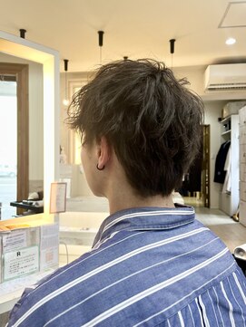 フゥカ 類家店(fuka) 緩めツイスパ　八戸　メンズパーマ　20代 30代