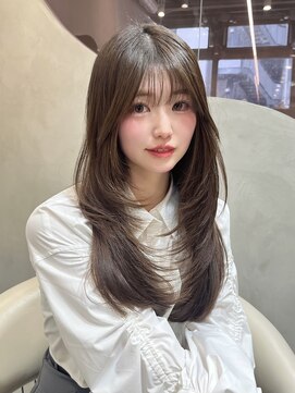 グロー 大宮(GLROW) 韓国風イメチェン美髪レイヤーワイドバング顔周りカットワンホン