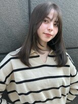 美髪　ブルーブラック　艶髪　レイヤー　伸ばしかけヘア