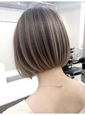 表参道ボブショートレイヤーボブ小顔カット白髪ぼかしハイライト