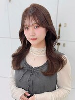 ルフェリ(Lufeli)&nbsp;【Lufeli】小野裕大　くびれヘア　顔まわり　20代　ベージュ