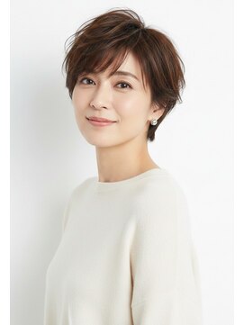 レウナ 外苑前(Reuna) 【30代40代50代】吉瀬美智子さん風大人ショート