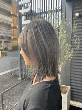 アルティザン(artisan) レイヤーカット×グレージュ