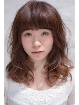 クラシコ ヘアー(CLASSICO hair) セミロングのゆるふわカール