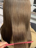 エスカーラ 表参道(THE ESCALA)&nbsp;王道ベージュで艶感たっぷりhair【タビラマユミ】